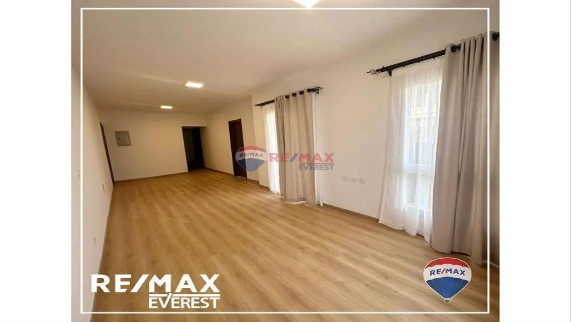 Luxury Apartment with Private Garden in Prime Location