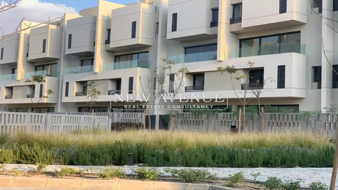 Luxurious Villa in the Heart of the City