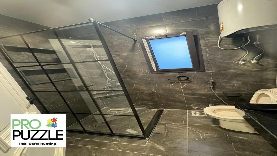 Apartment for Rent in East Town - 205 sqm