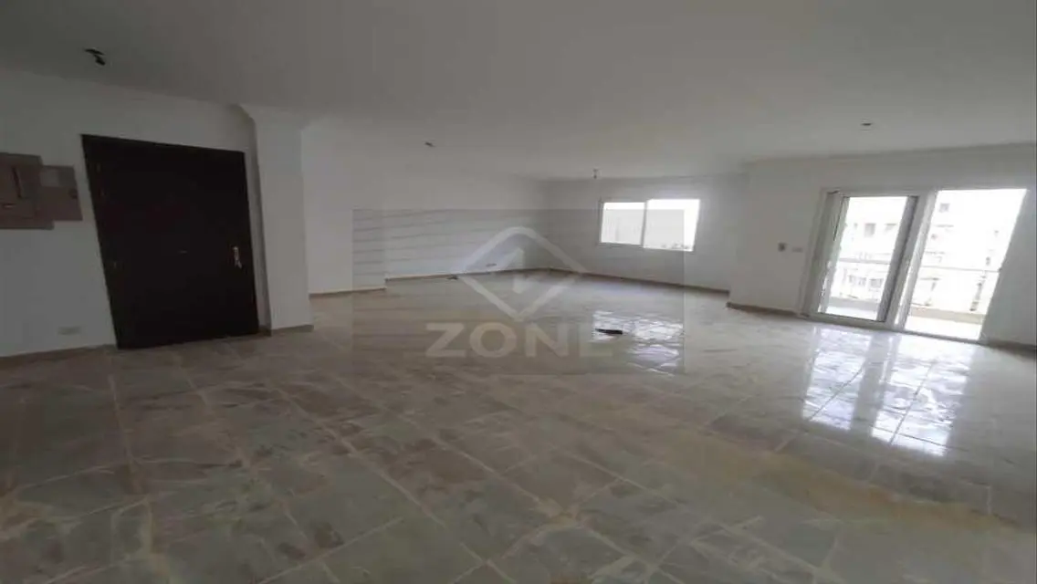 Office for Rent in Bank Complex - Madinaty