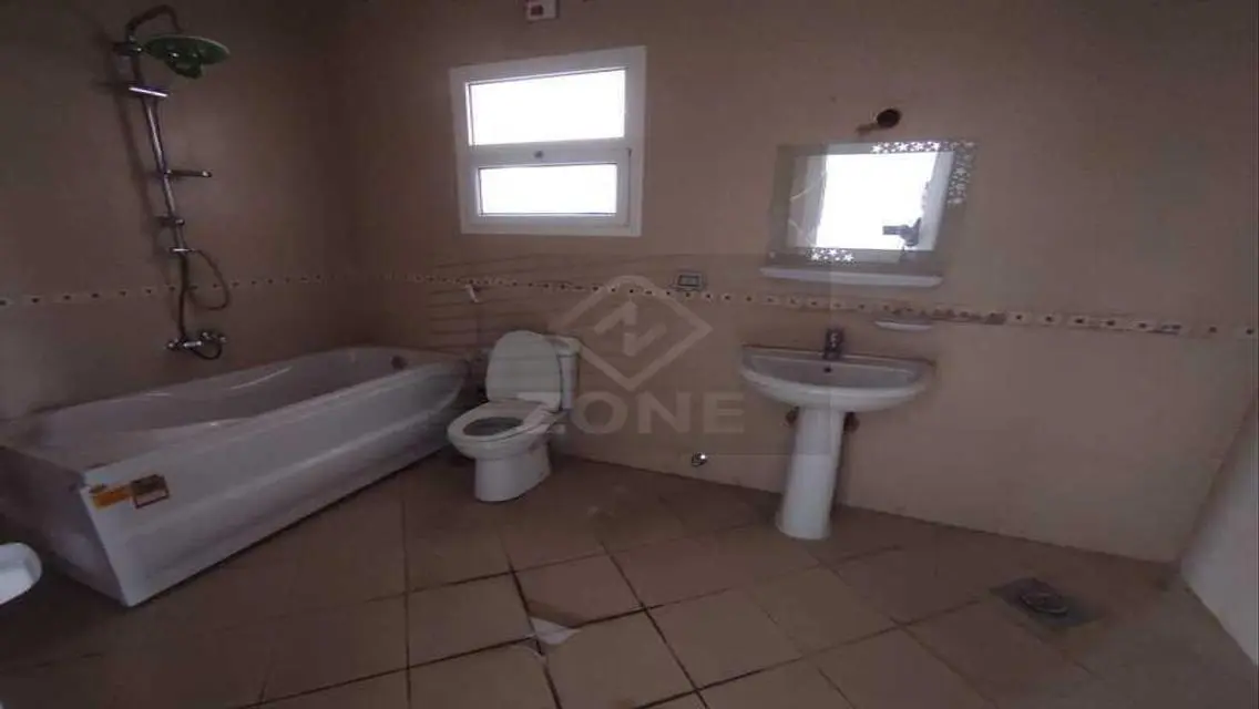 Office for Rent in Bank Complex - Madinaty