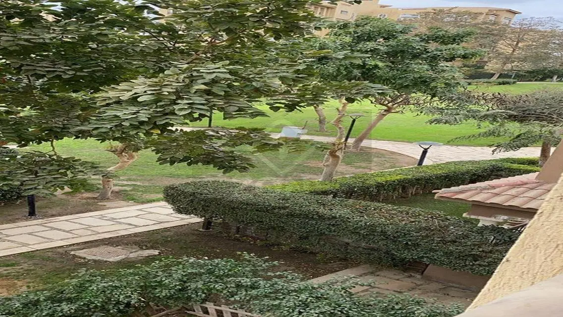 Stunning 135 sqm Apartment in a Vibrant Area