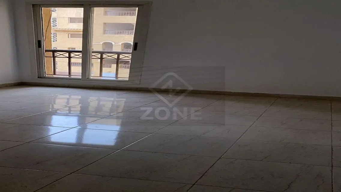 Stunning 135 sqm Apartment in a Vibrant Area