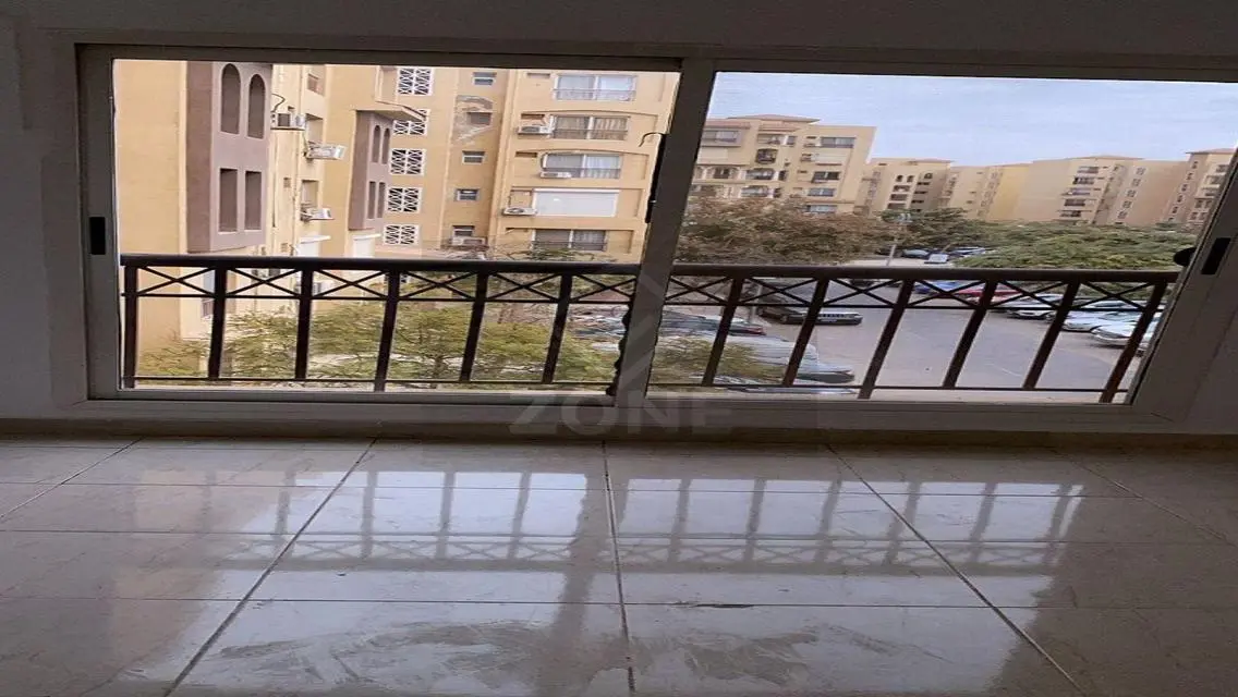 Stunning 135 sqm Apartment in a Vibrant Area