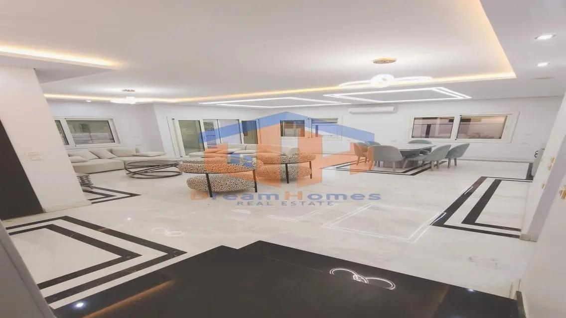 Commercial Mall for Sale in New Cairo - Vg5
