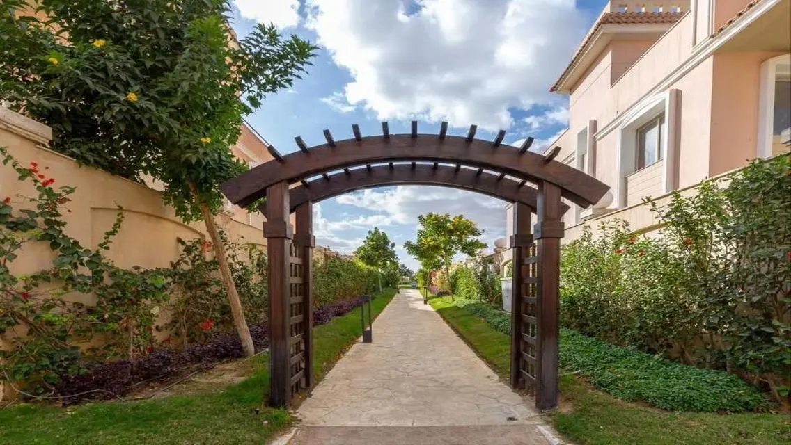 Luxury Villa for Sale with Private Pool and Garden