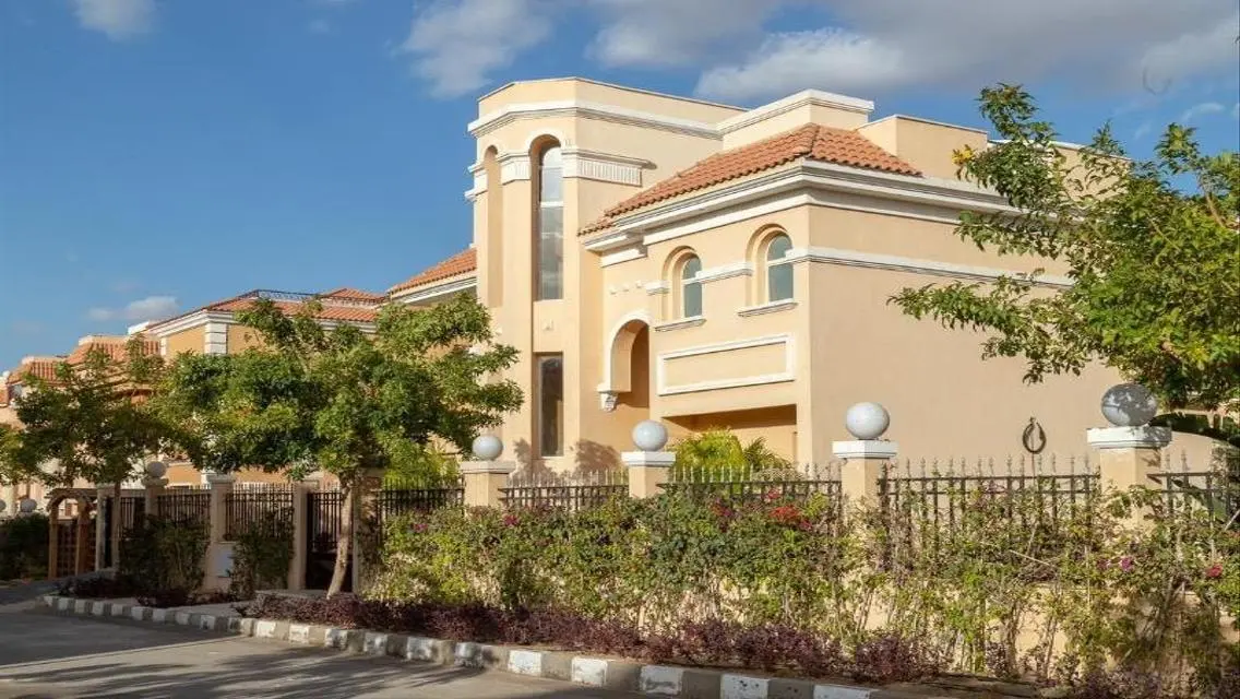 Luxury Villa for Sale with Private Pool and Garden