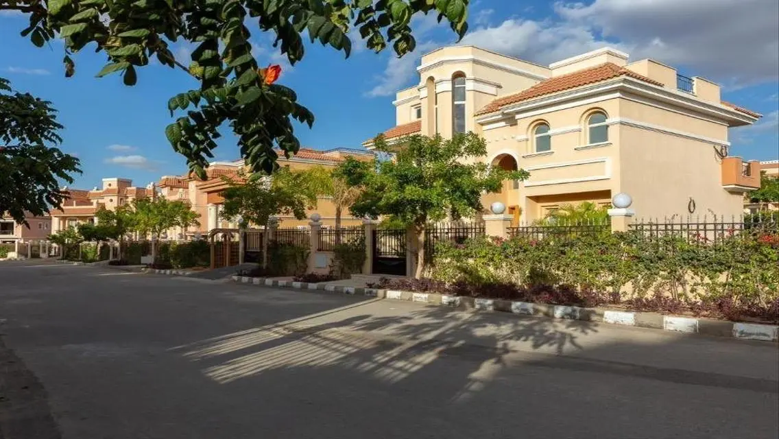 Luxury Villa for Sale with Private Pool and Garden