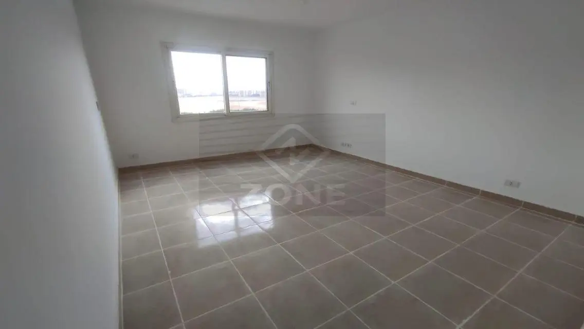 Premium Office in Banking Zone, Madinaty