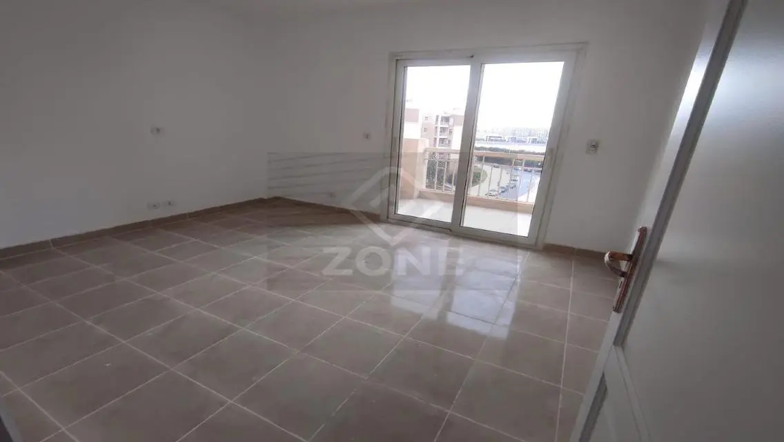 Premium Office in Banking Zone, Madinaty