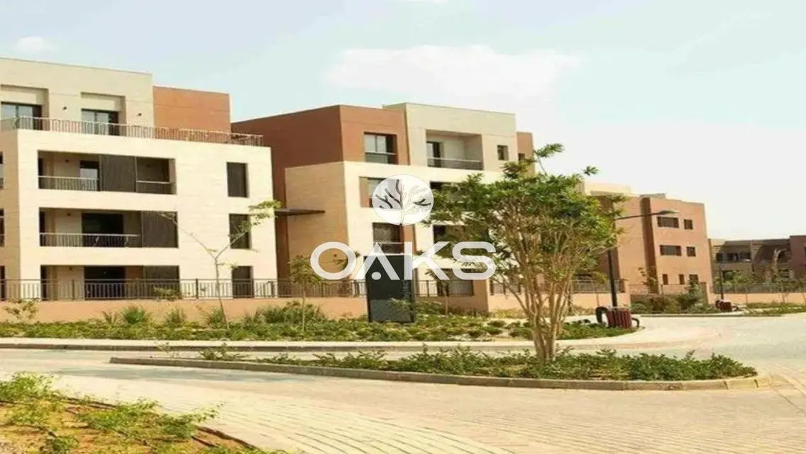 فيلا فاخرة بمساحة واسعة وإطلالات رائعة للبيع