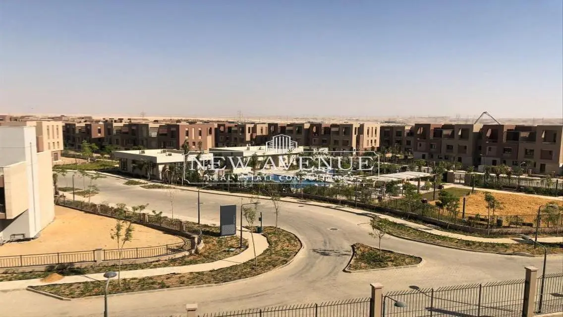 مكتب حديث للبيع في موقع متميز بسعر مغري