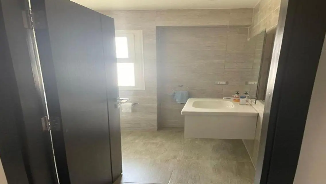 Exceptional Investment Opportunity - Prime Viewing Apartment for Sale