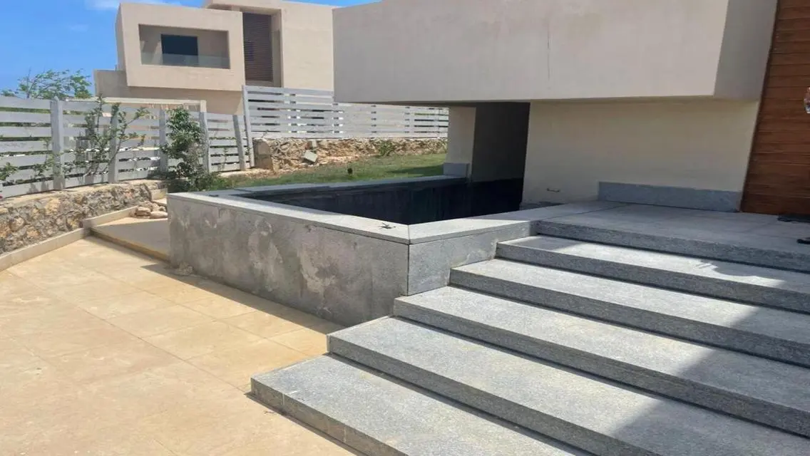 Exceptional Investment Opportunity - Prime Viewing Apartment for Sale