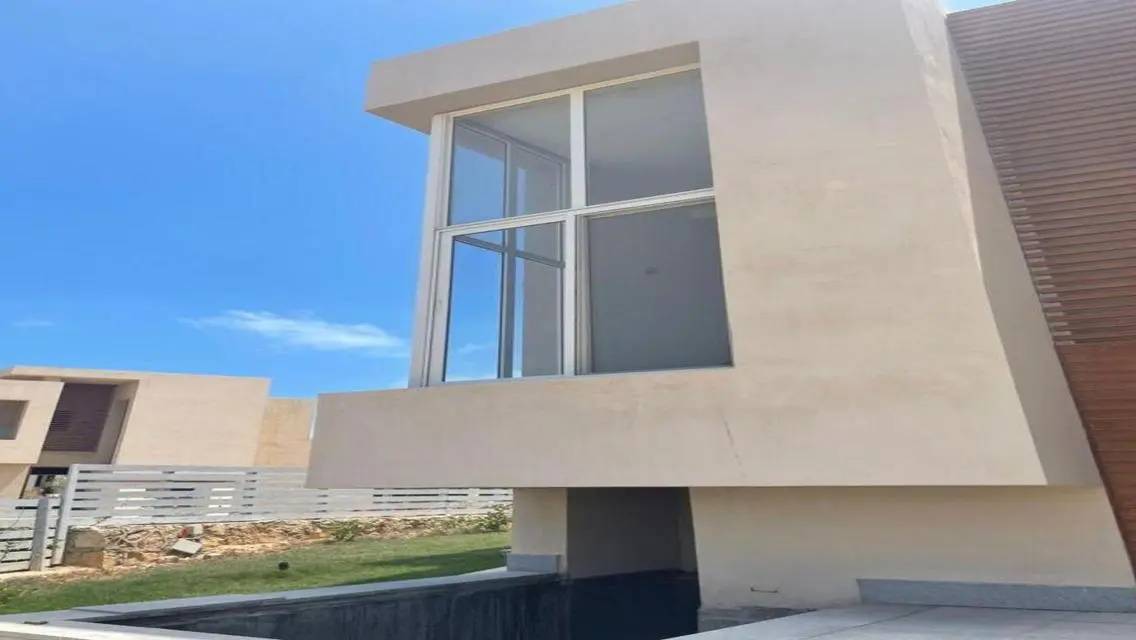 Exceptional Investment Opportunity - Prime Viewing Apartment for Sale