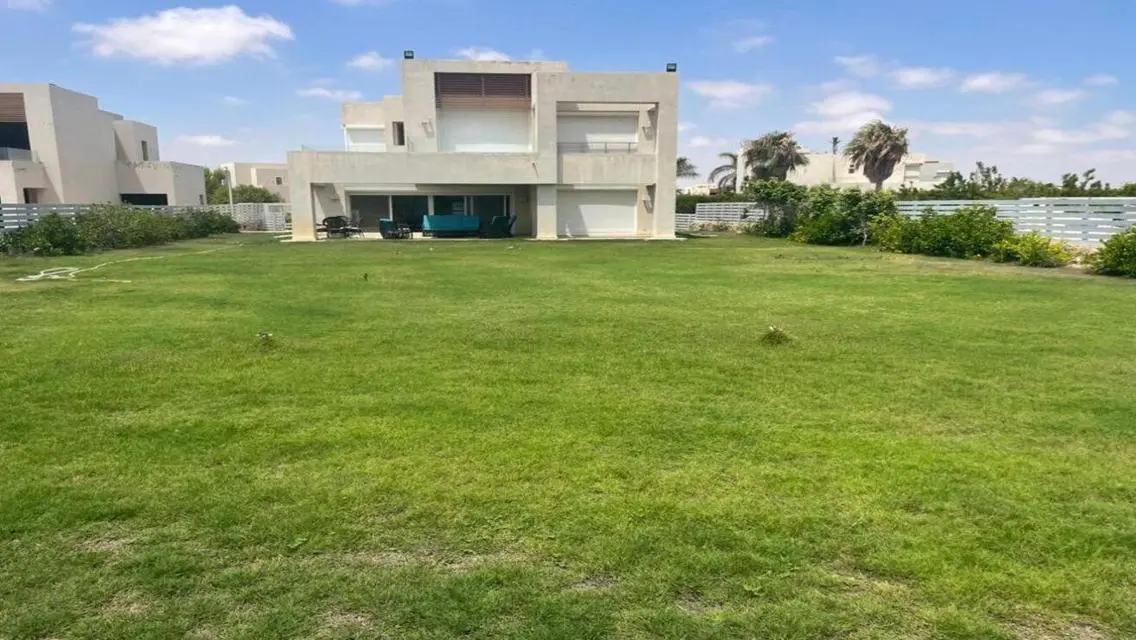 Exceptional Investment Opportunity - Prime Viewing Apartment for Sale