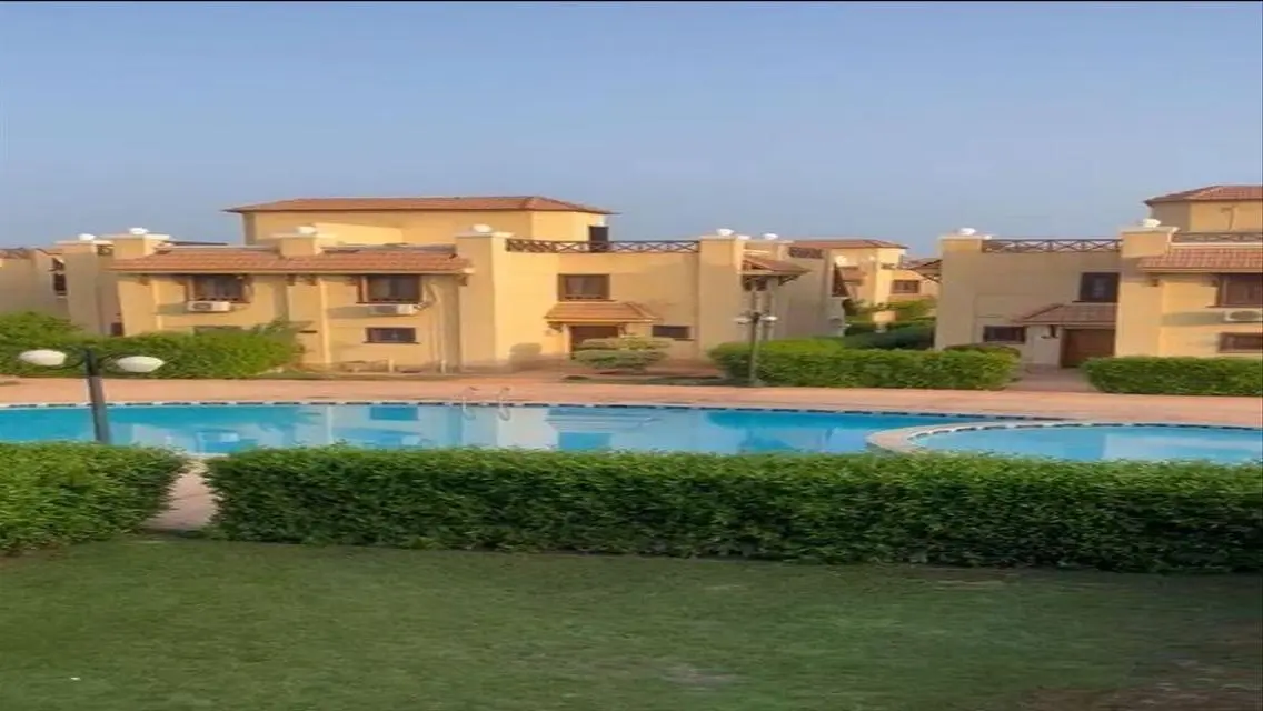 منزل فاخر للبيع في موقع متميز