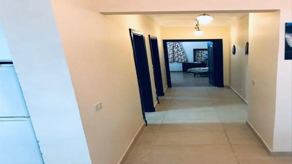 فرصة استثمارية مميزة مساحتها 120 متر في موقع متميز