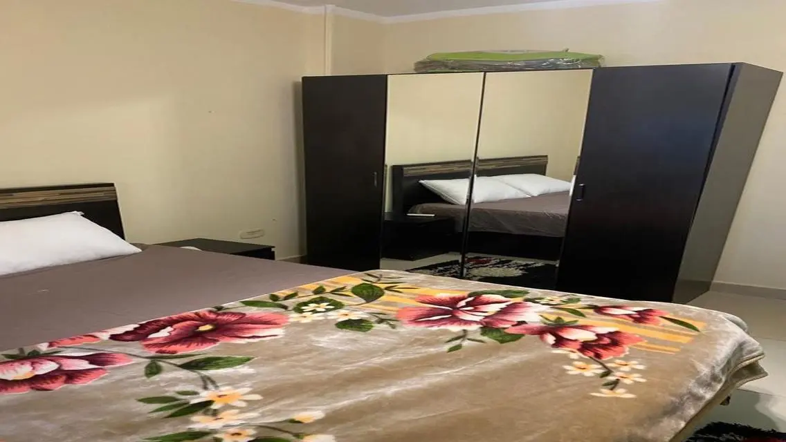 Luxury Apartment in Maville City