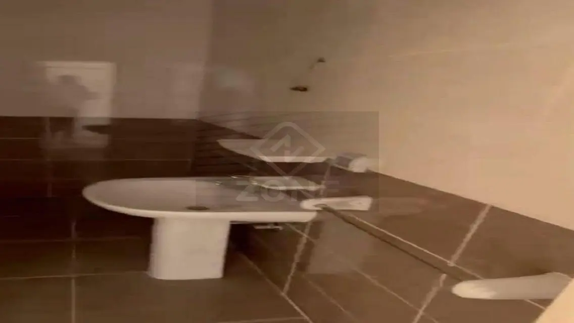 Luxury Apartment in All Seasons Mall - B12