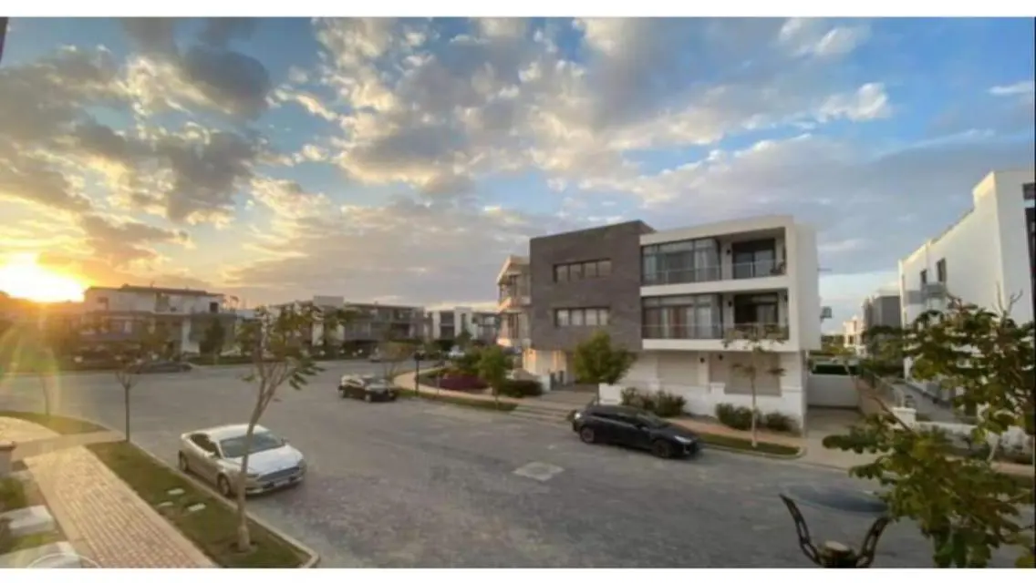 Luxurious Apartment with Spacious Design in Prime Location