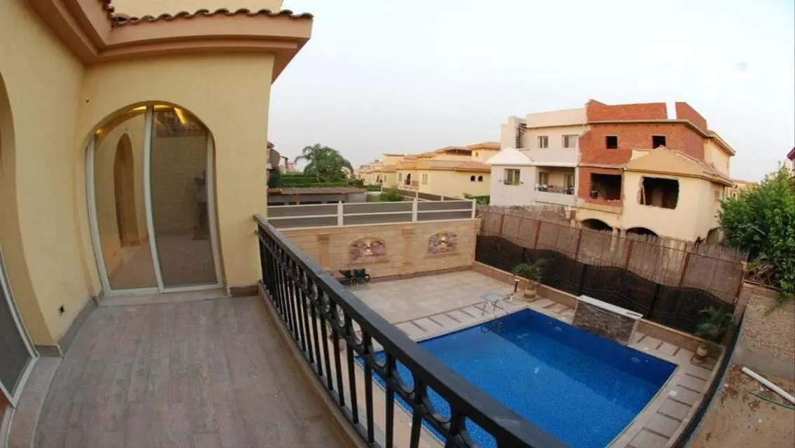 Luxury Villa for Sale with Spacious Private Garden