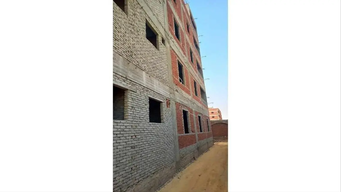 شقة مميزة مع حديقة خاصة ومرافق رائعة