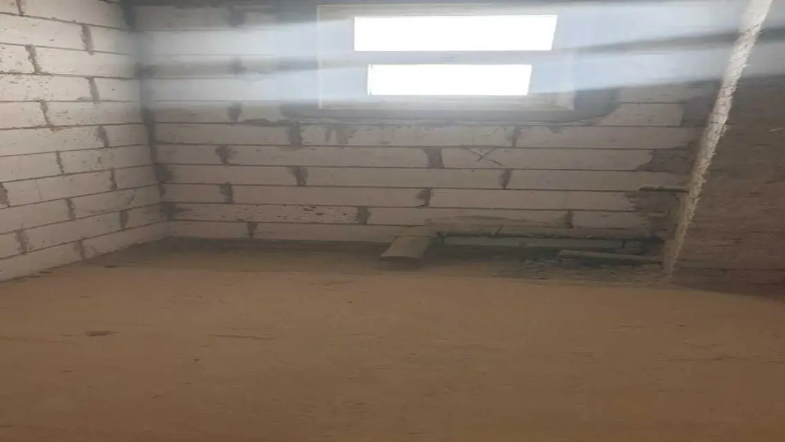شقة فاخرة للبيع بحارس أمن بسعر مغري
