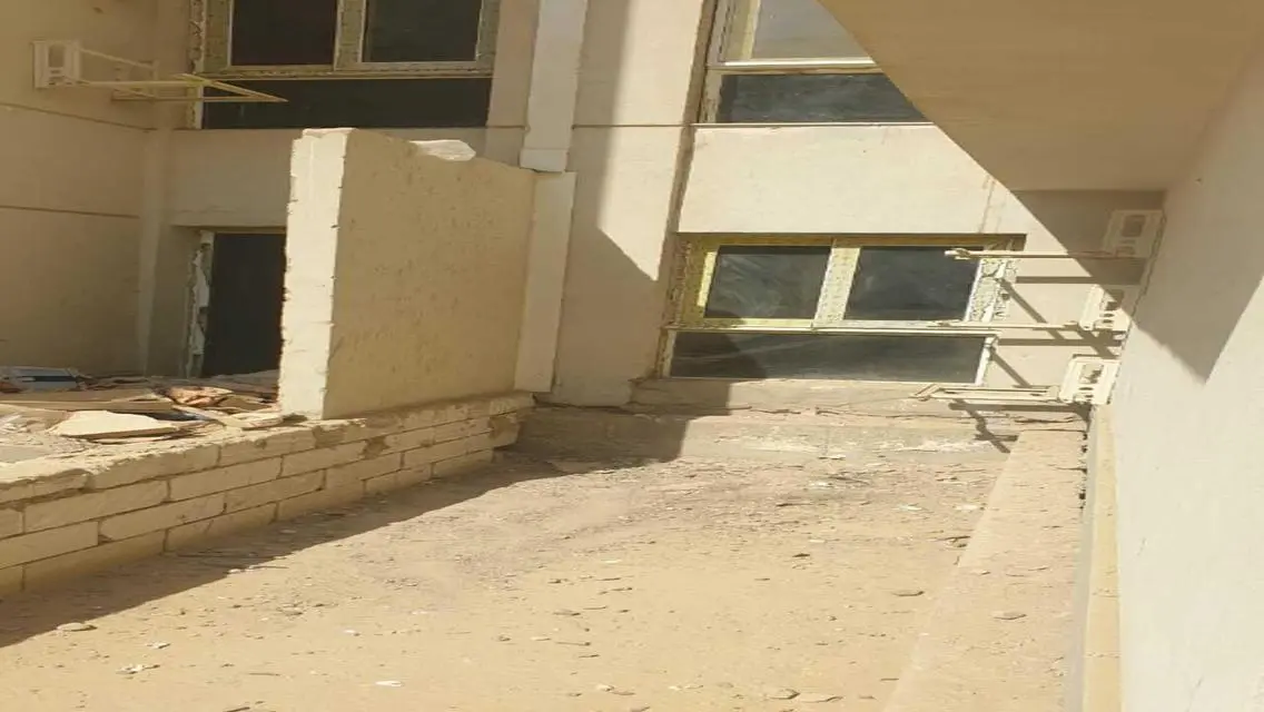 شقة فاخرة للبيع بحارس أمن بسعر مغري