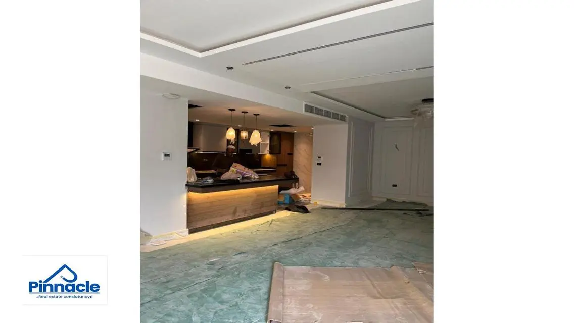 Luxury Apartment with Private Garden and Maid's Room
