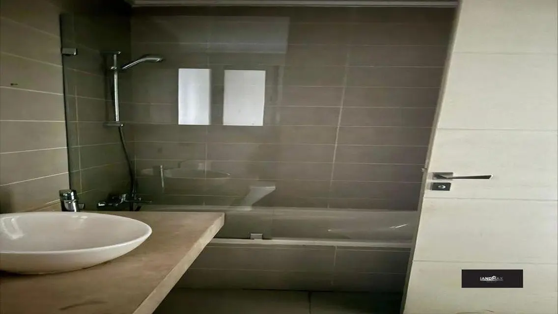 Stunning 150 sqm Apartment for Rent in the Heart of the City