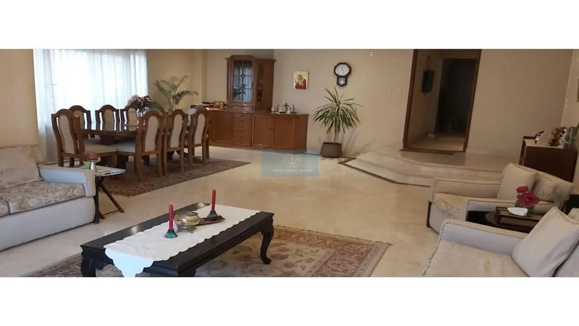 شقة مميزة للبيع بمساحة 230 متر