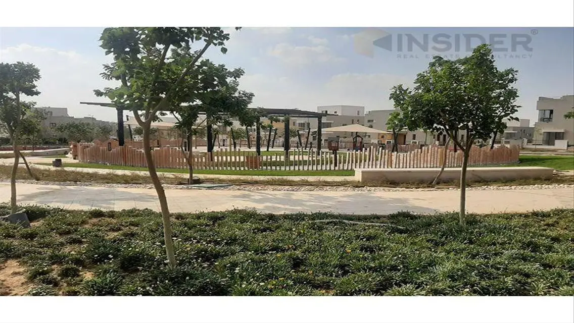 Luxury Villa with Lake View in Prime Location