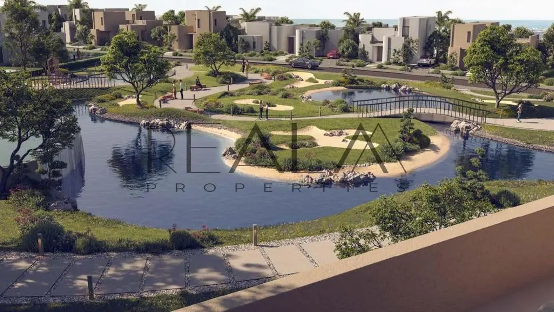 Luxury Villa for Sale with Spacious Area, Private Pool and Garden