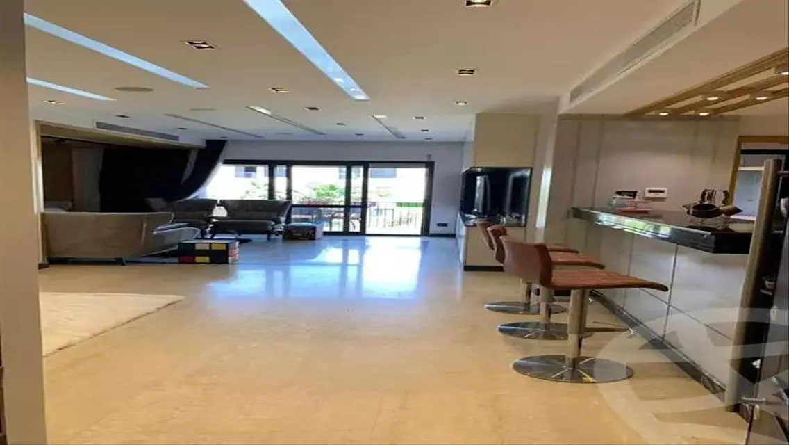 منزل فخم مع مسبح خاص وإطلالات رائعة