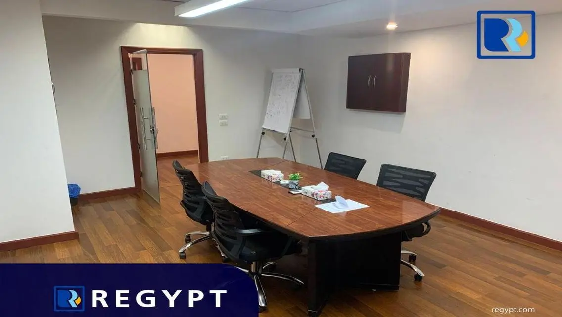 فرصة استثمارية رائعة: عقار 300 متر للبيع