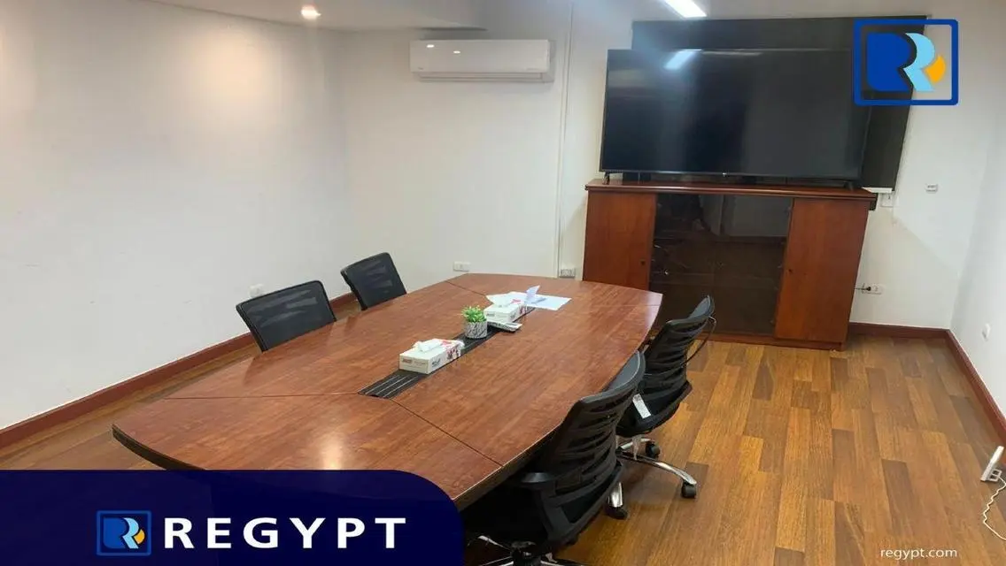 فرصة استثمارية رائعة: عقار 300 متر للبيع
