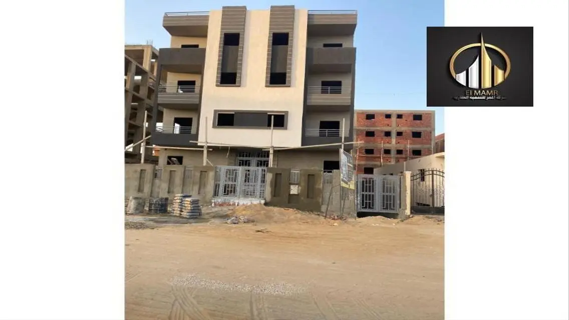 Stunning 4-Bed Apartment with Fantastic View
