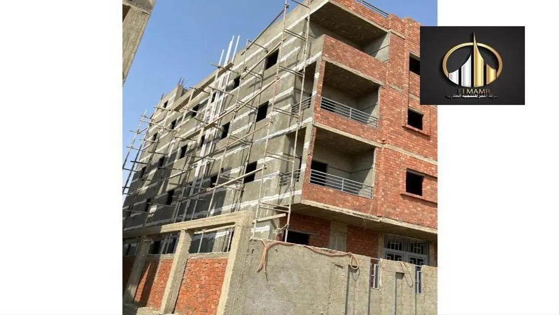 Stunning 4-Bed Apartment with Fantastic View