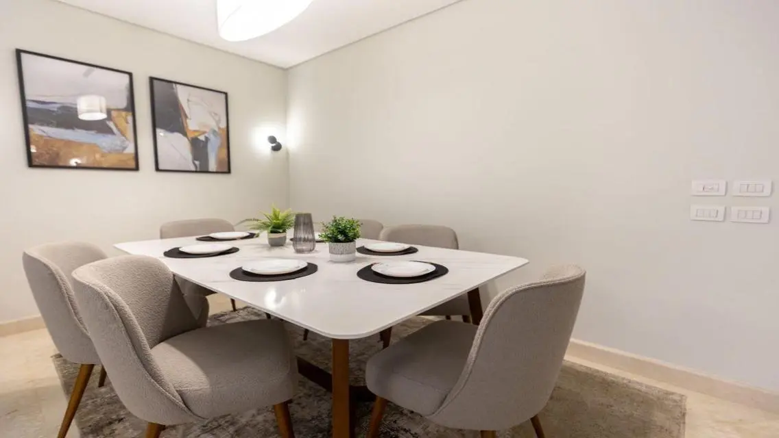 Luxurious Villa for Sale with Spacious Design