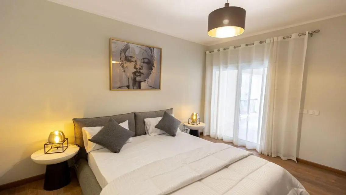 Luxurious Villa for Sale with Spacious Design