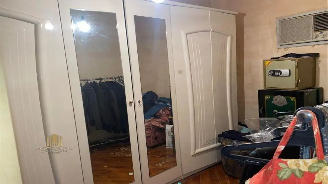 فيلا فاخرة للبيع بمساحة واسعة