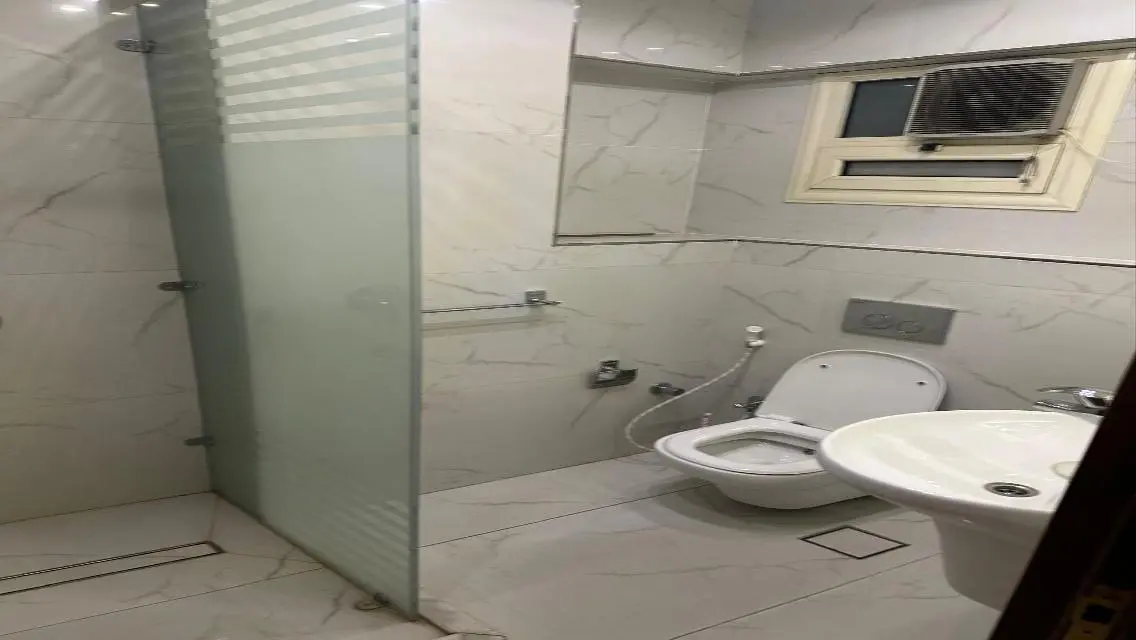 Luxury Villa for Sale with Central Air Conditioning