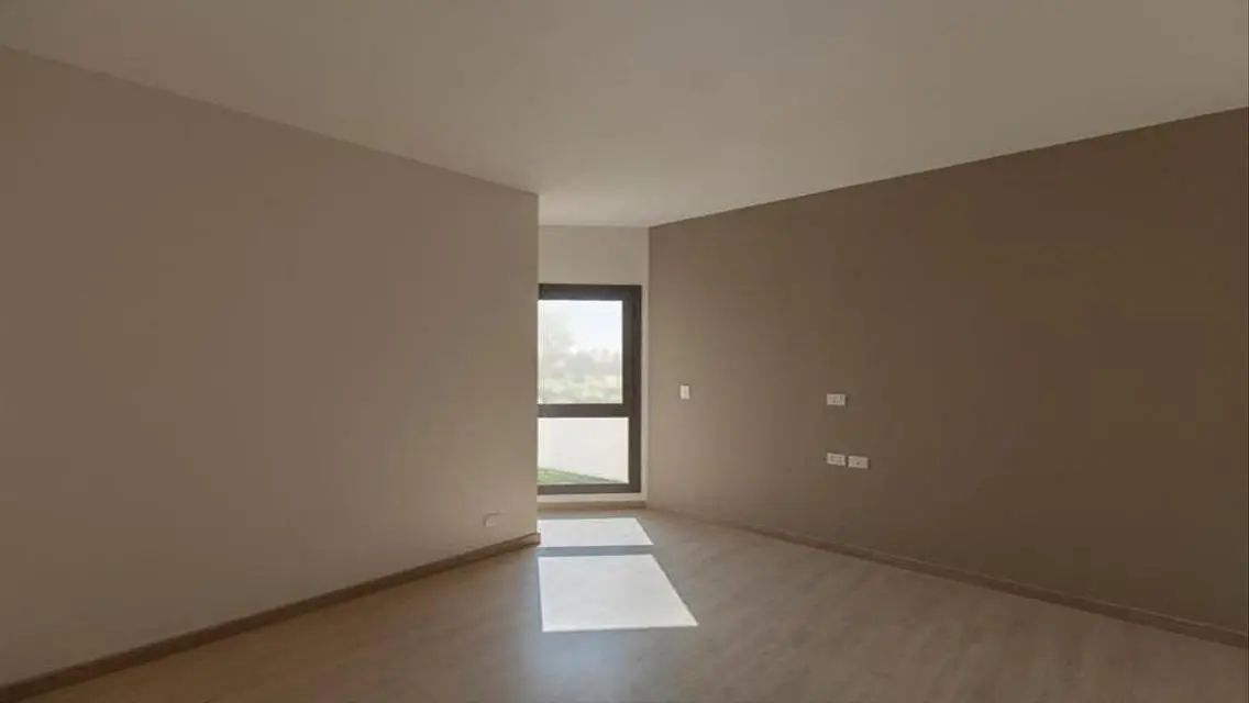 Luxury Villa for Sale with Stunning Lake Views