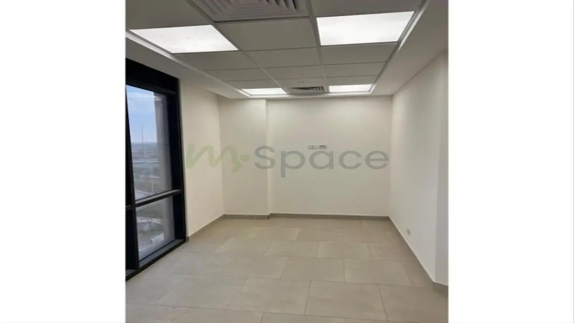 Luxury Apartment for Sale at WMC-54