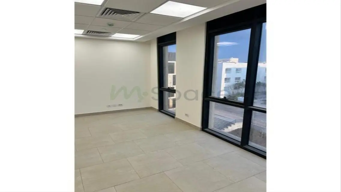Luxury Apartment for Sale at WMC-54
