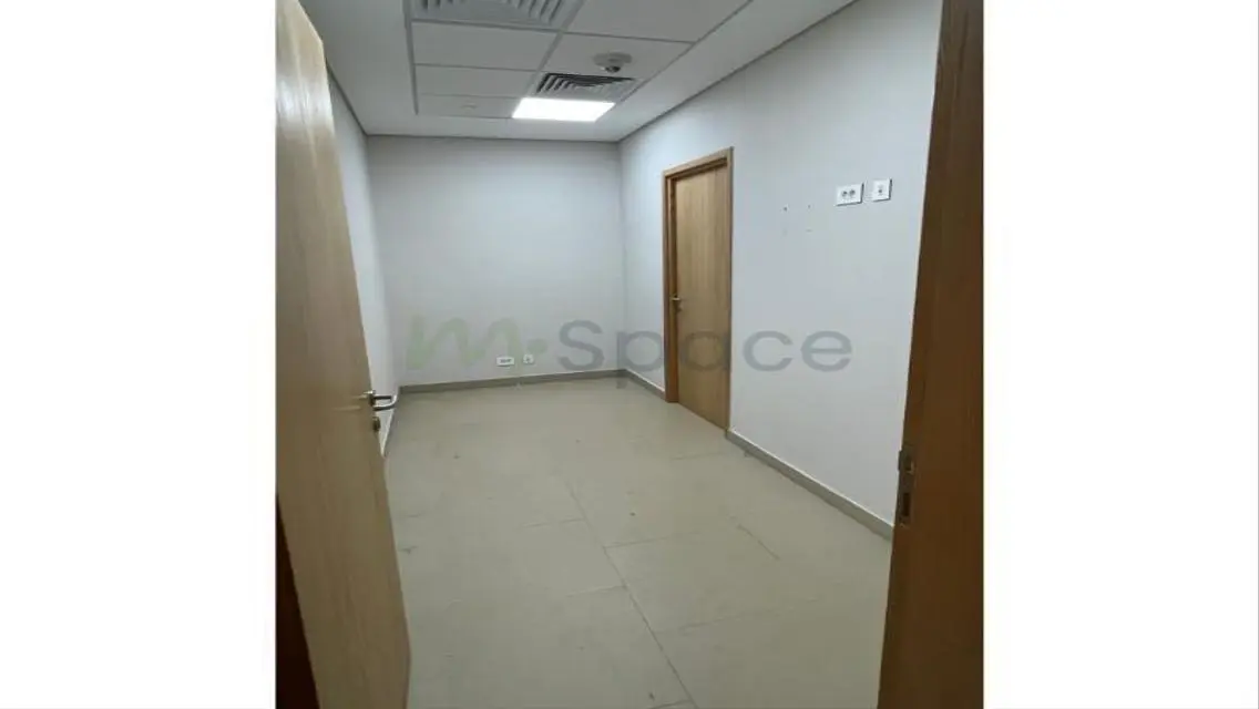 Luxury Apartment for Sale at WMC-54