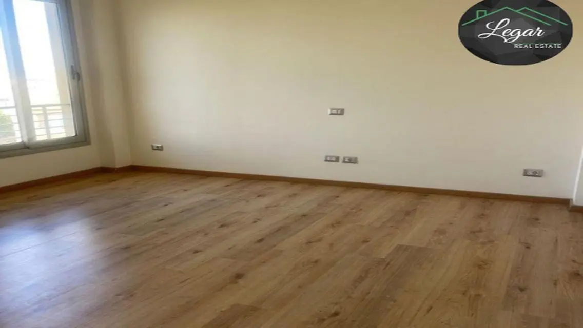 Luxury Apartment for Rent in Palm Parks