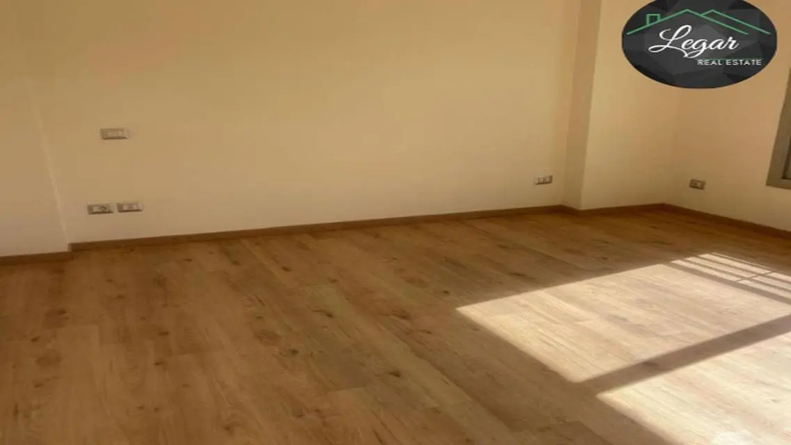 Luxury Apartment for Rent in Palm Parks