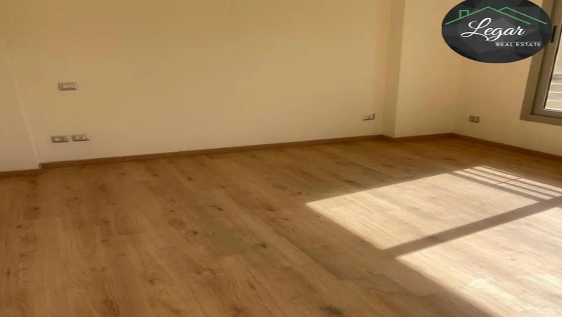 Luxury Apartment for Rent in Palm Parks